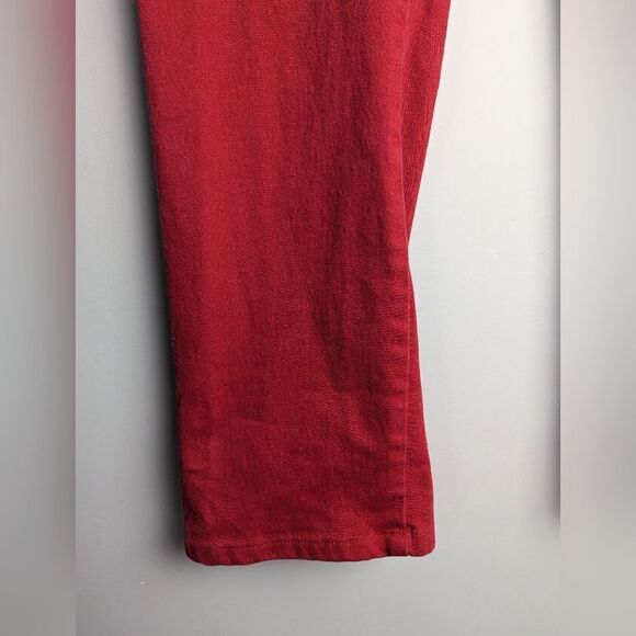 women's wrangler Red stretch straight leg 9/10 - Picture 2 of 10